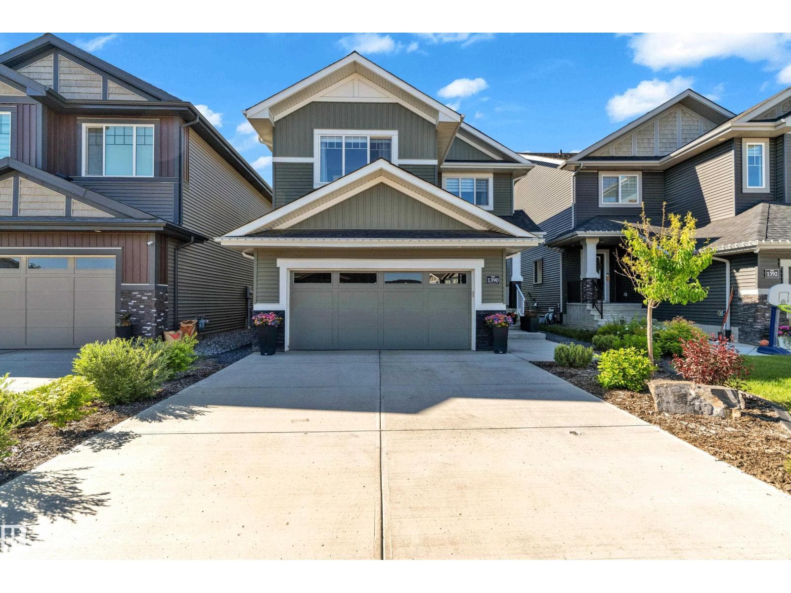 1390 Enright LD NW NW — photo 3