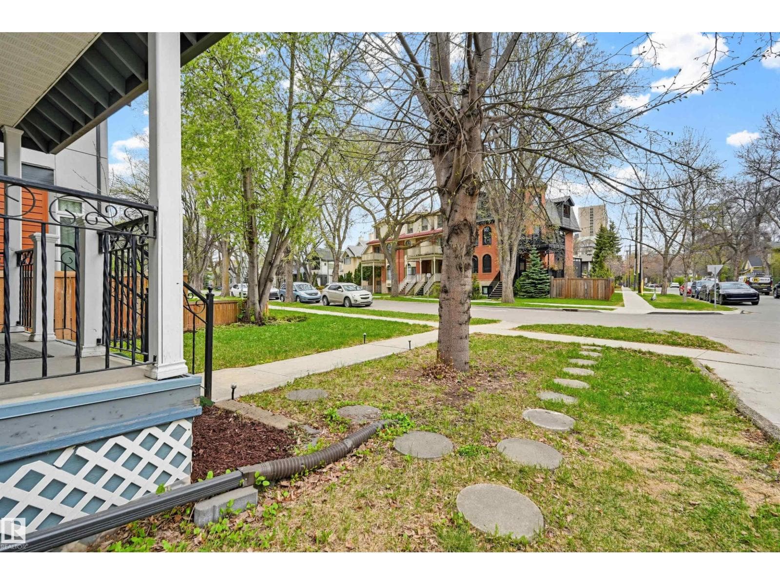 11107 UNIVERSITY AV NW — photo 4
