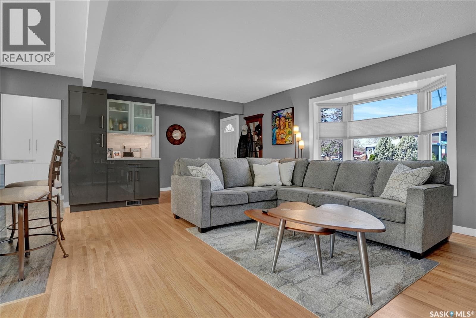 117 DOUGLAS AVENUE E — photo 3