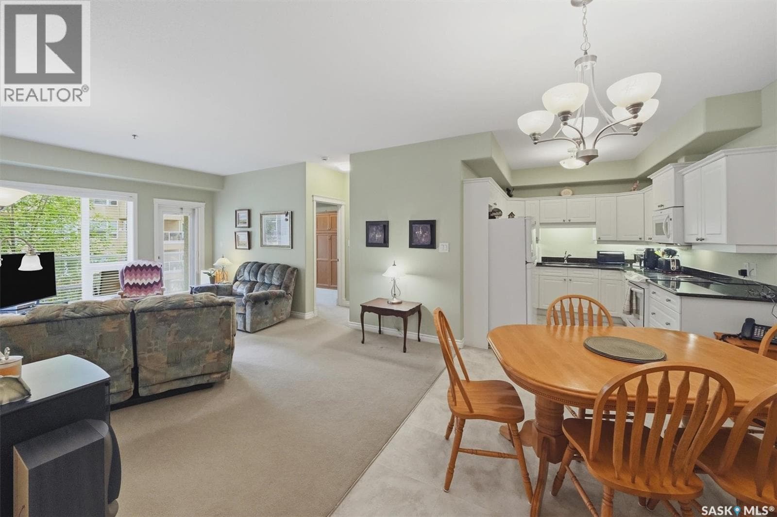 215 106 Armistice WAY — photo 3