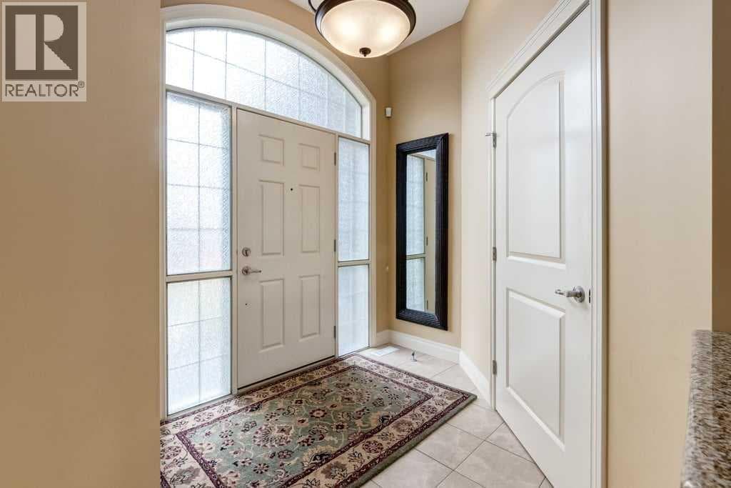 115 Wentworth Lane SW — photo 4