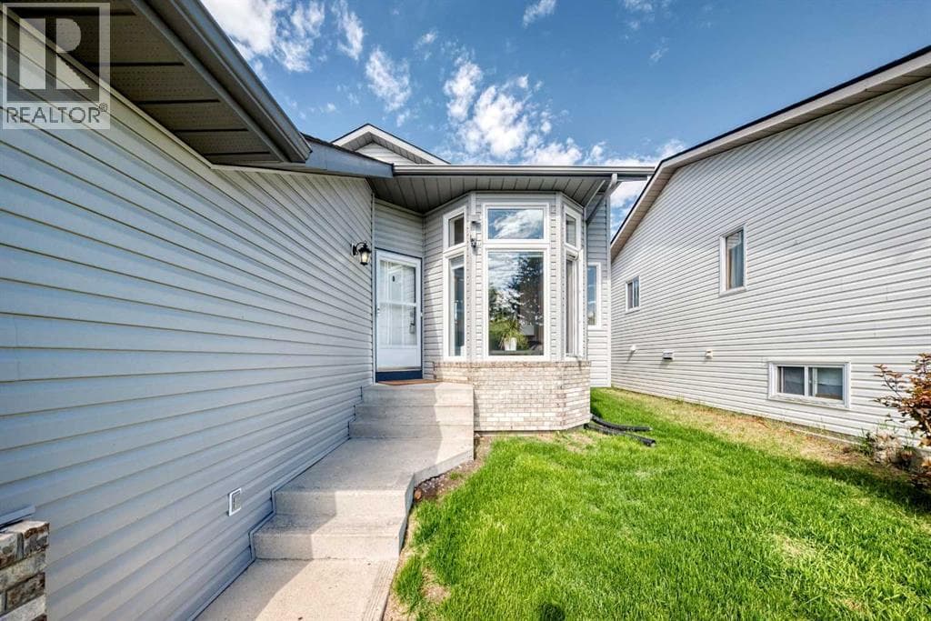 47 Harvest Glen Rise NE — photo 3