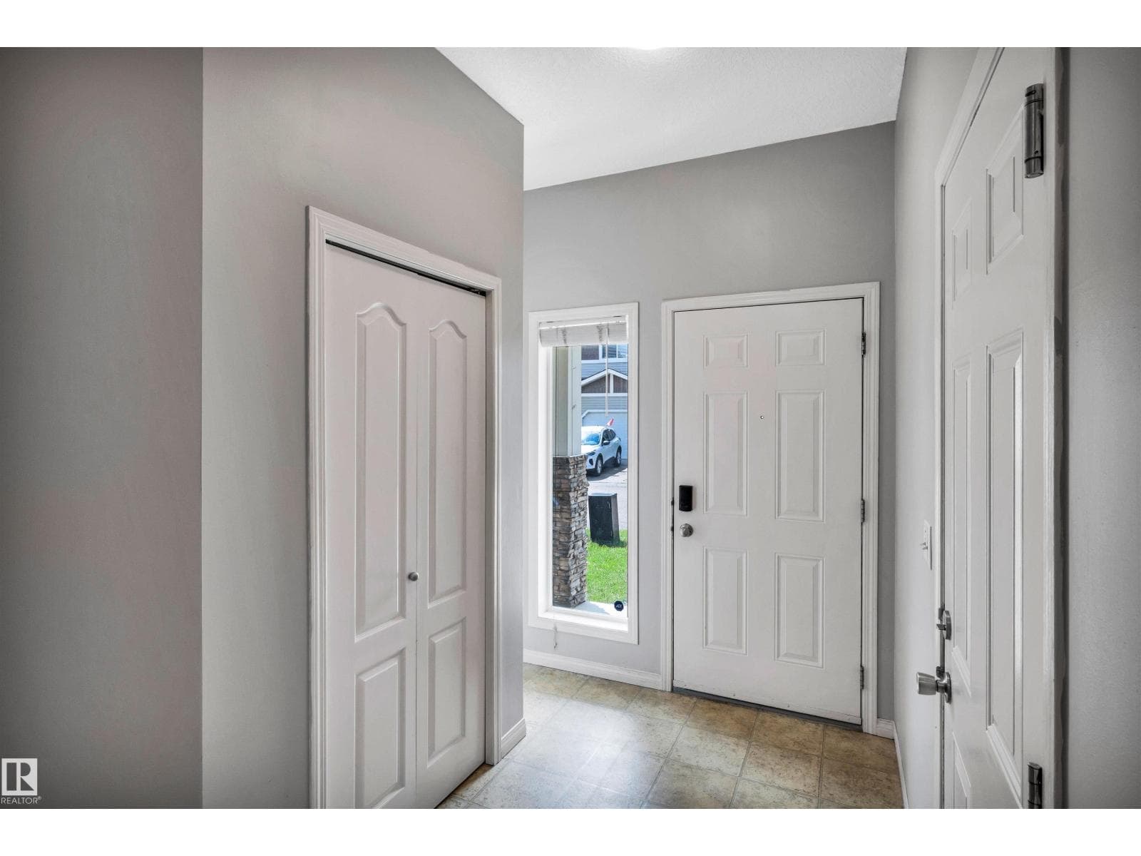#37 133 EASTGATE WY — photo 4