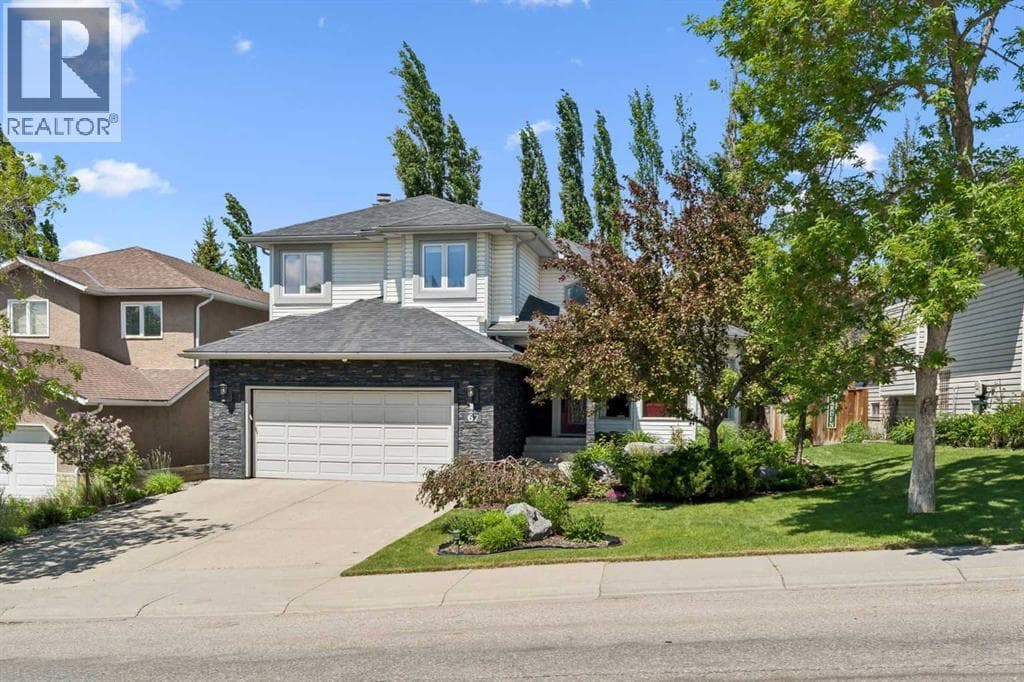 67 Hawkwood Drive NW