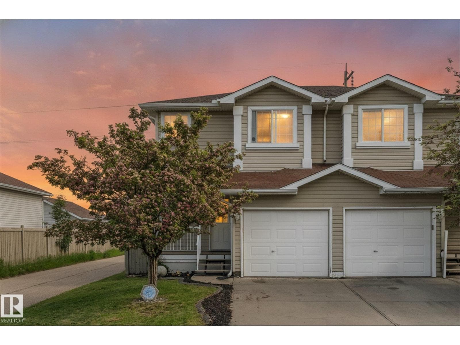 2324 30 AV NW