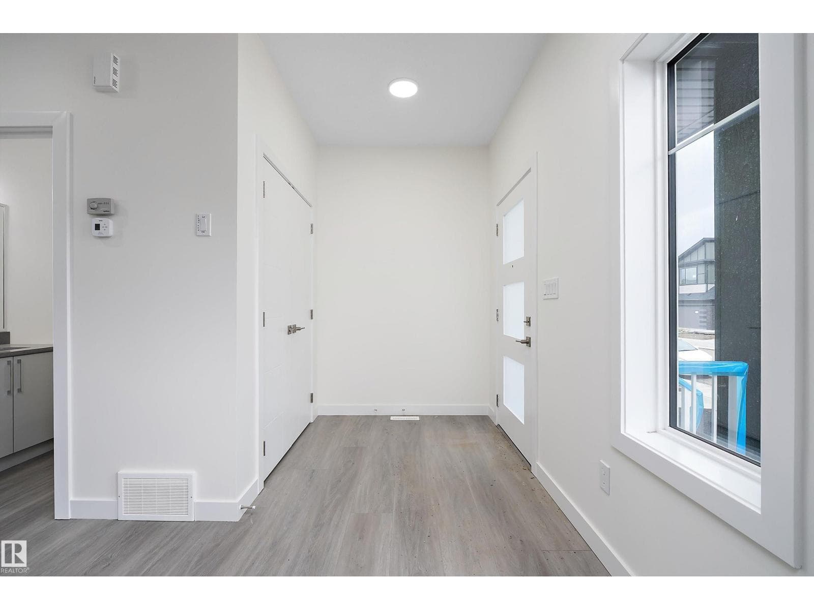 444 Crystal Creek LI — photo 4
