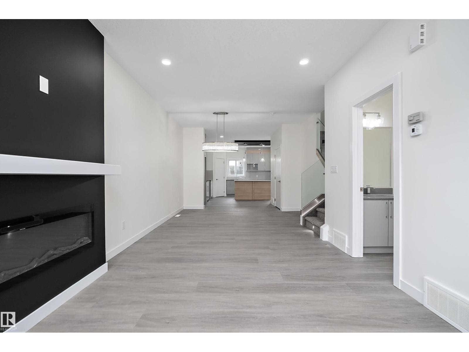 444 Crystal Creek LI — photo 5