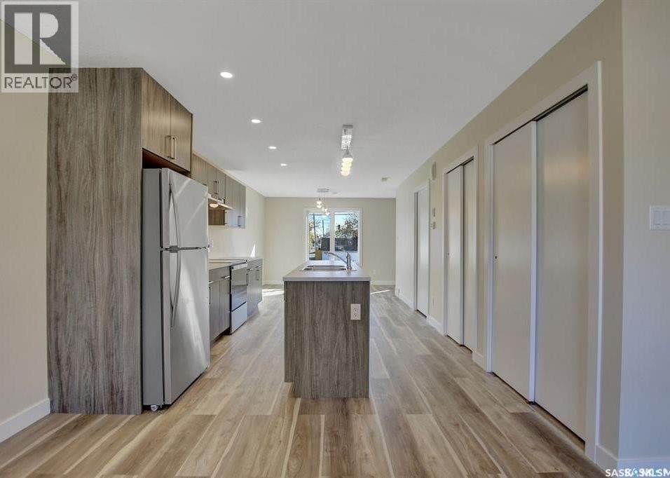 2423 Reynolds STREET — photo 2