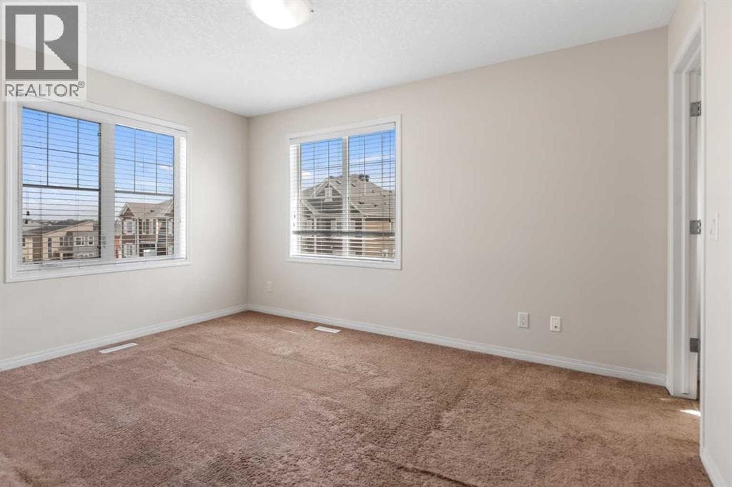 110 cityscape Lane NE — photo 4