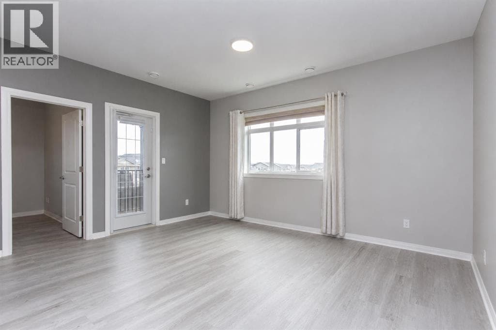 405, 639 Oak Street — photo 5