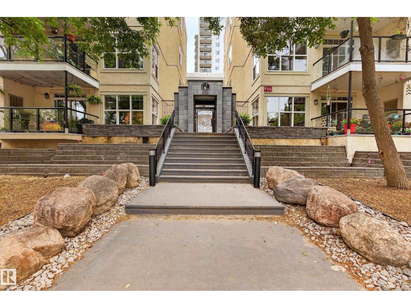 #109 9828 112 ST NW