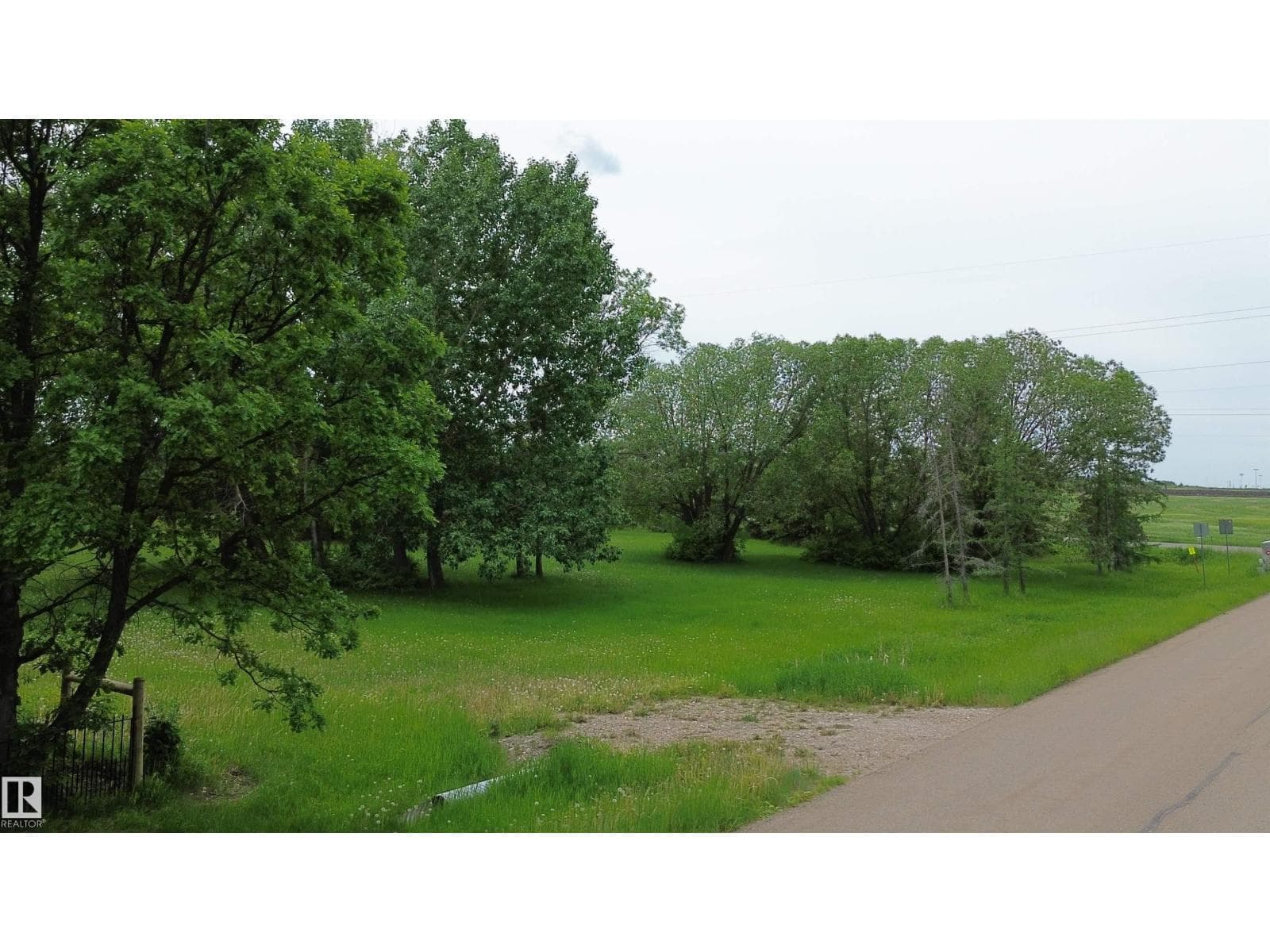 #1 53371 RGE ROAD 231 — photo 3