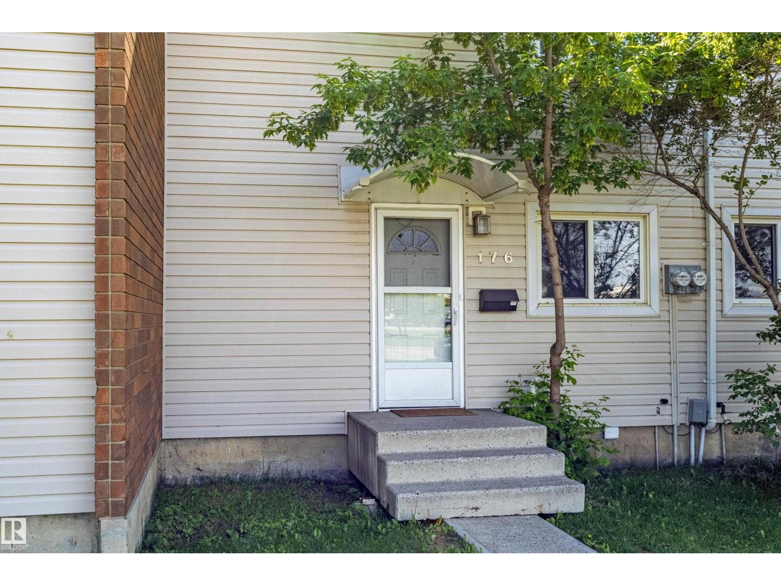176 Centennial Court NW — photo 4