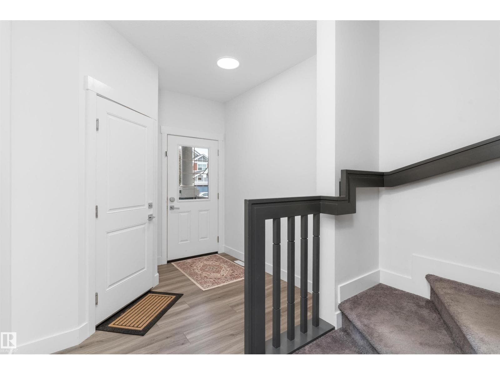 16624 32 AV SW — photo 4
