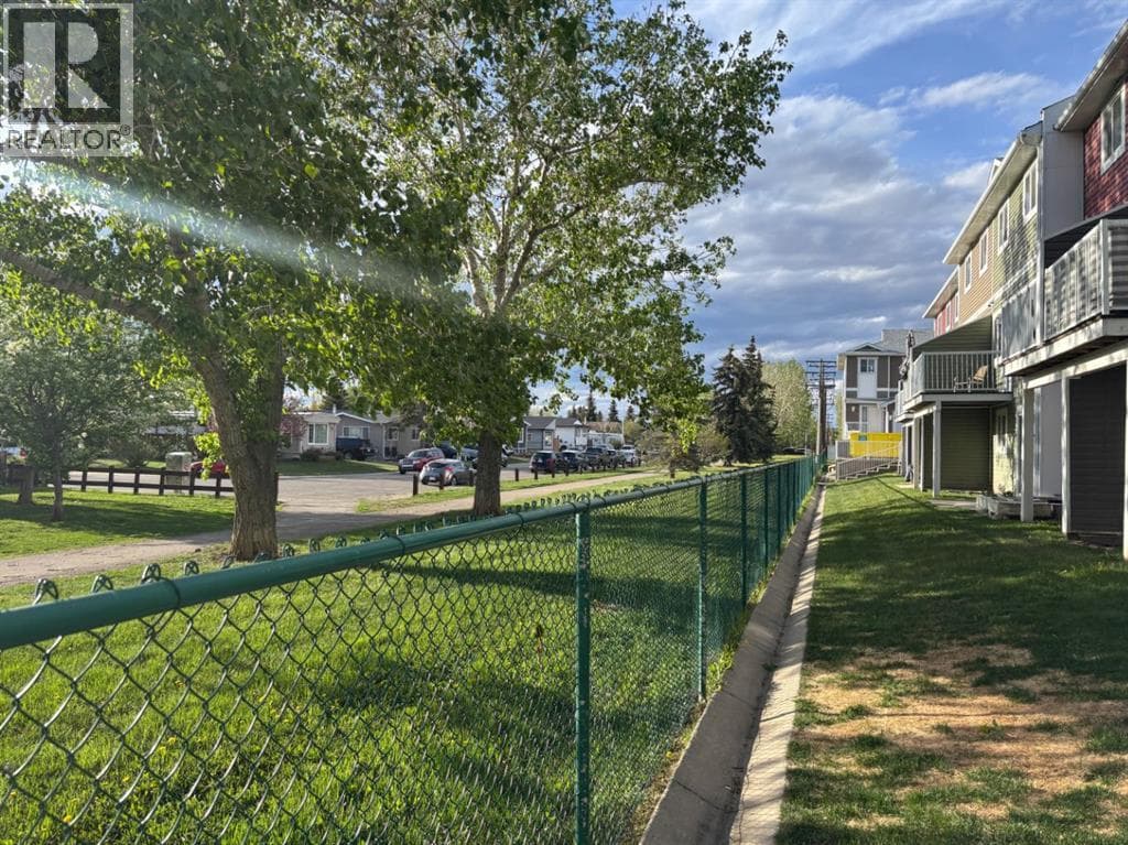602, 800 Yankee Valley Boulevard SE
