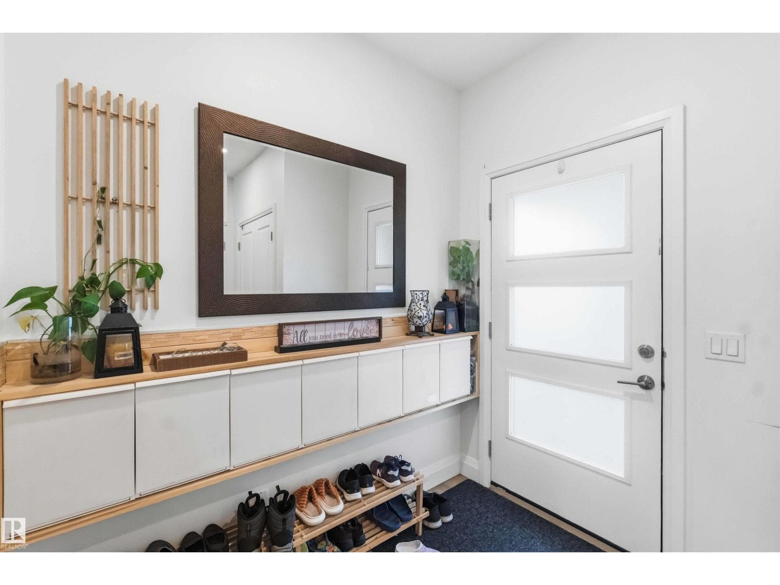 9323 223 ST NW — photo 3