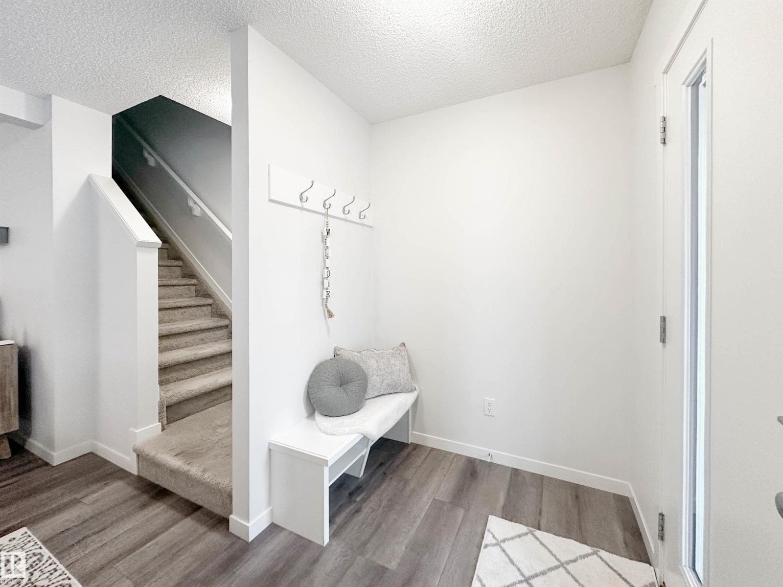 1270 ROSENTHAL BV NW — photo 2