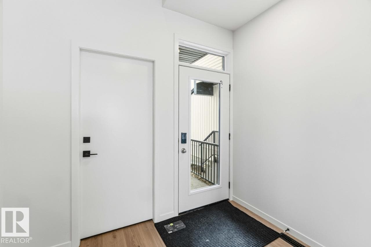 22522 83A AV NW — photo 2