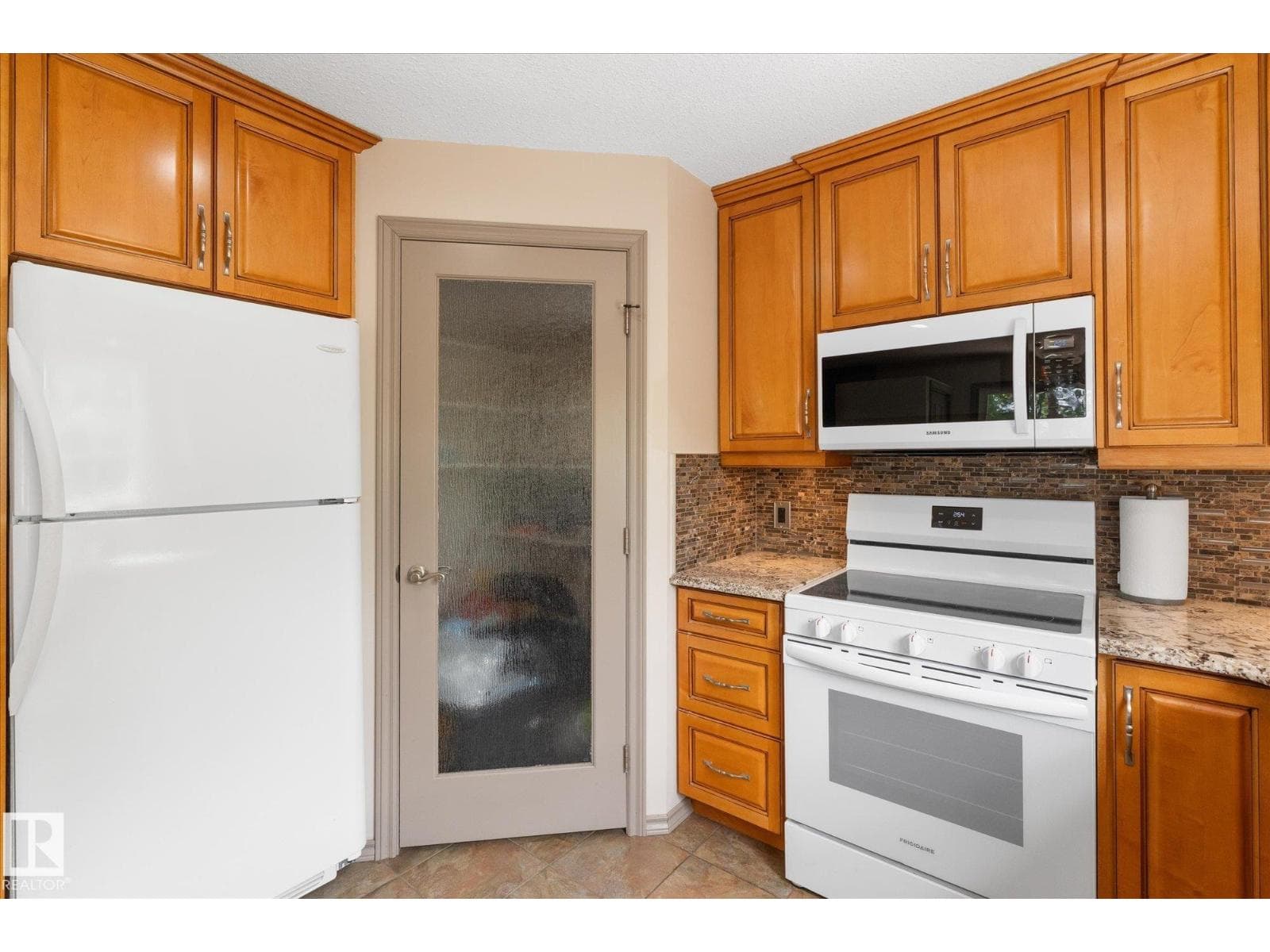 51065 HWY 770 — photo 5