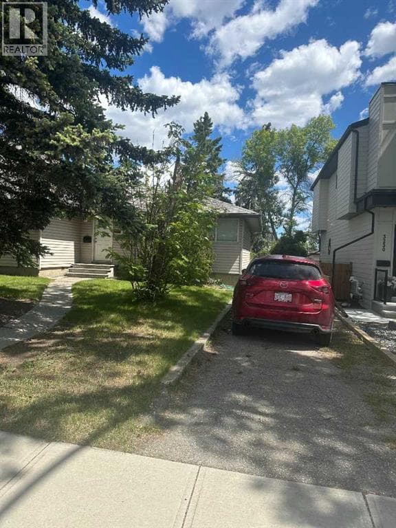 3228 Kerrydale Road SW — photo 4