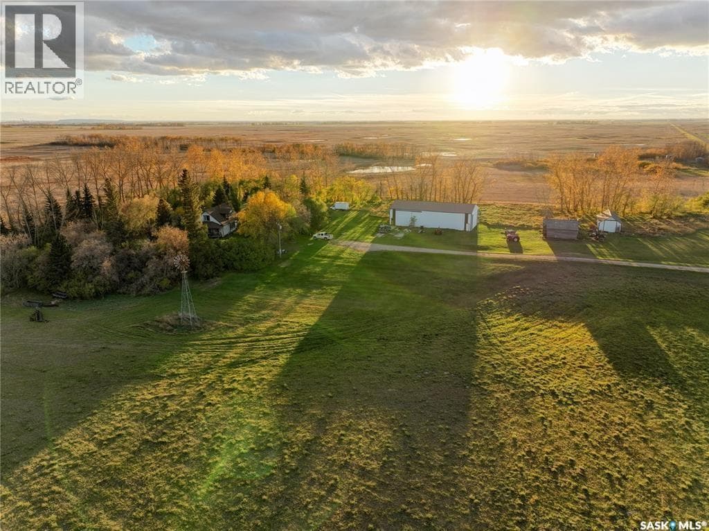 Lomenda Acreage