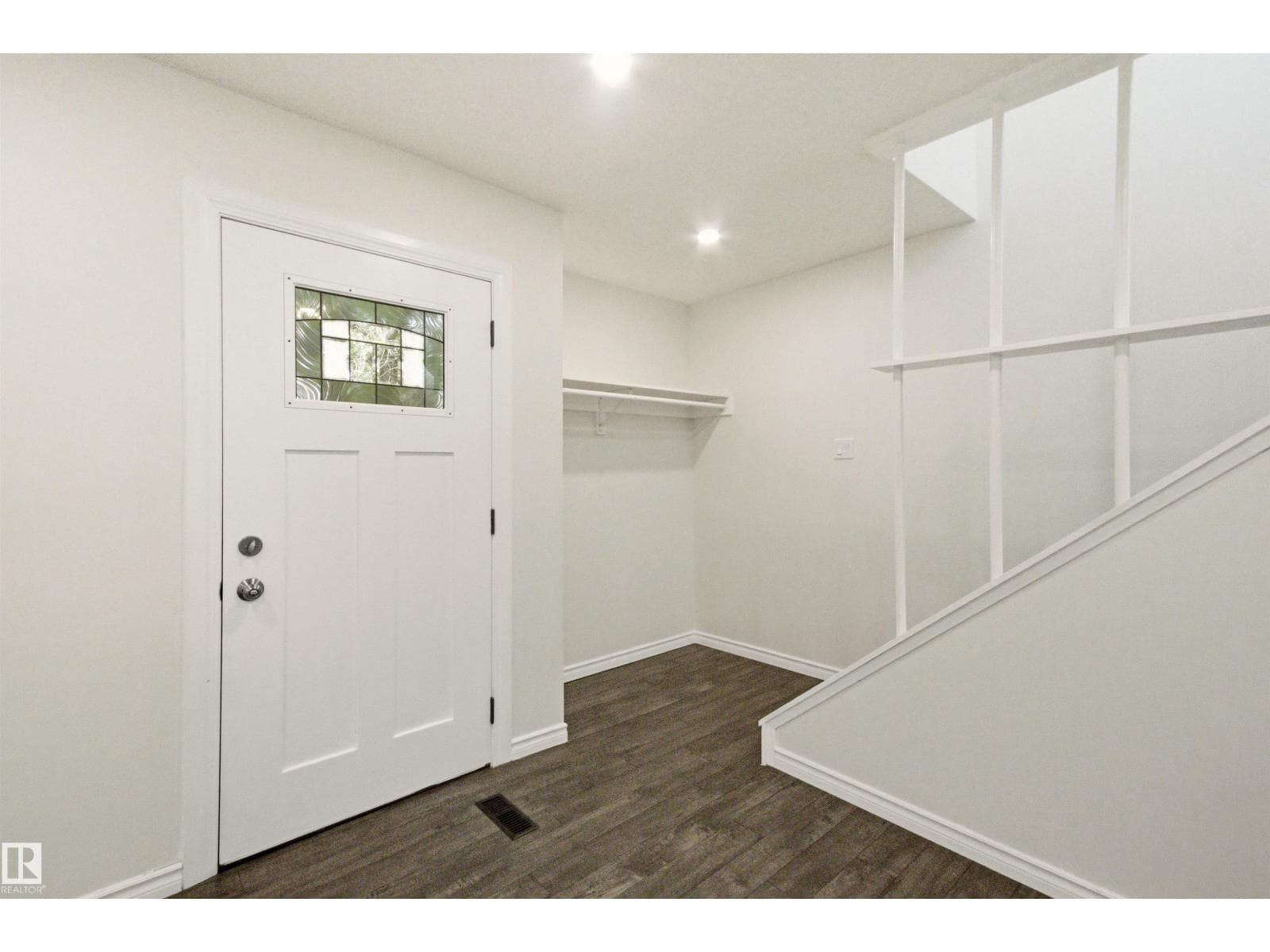 6420 105 ST NW — photo 3
