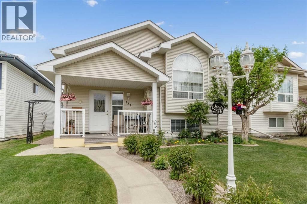 131 Deschner Close — photo 2