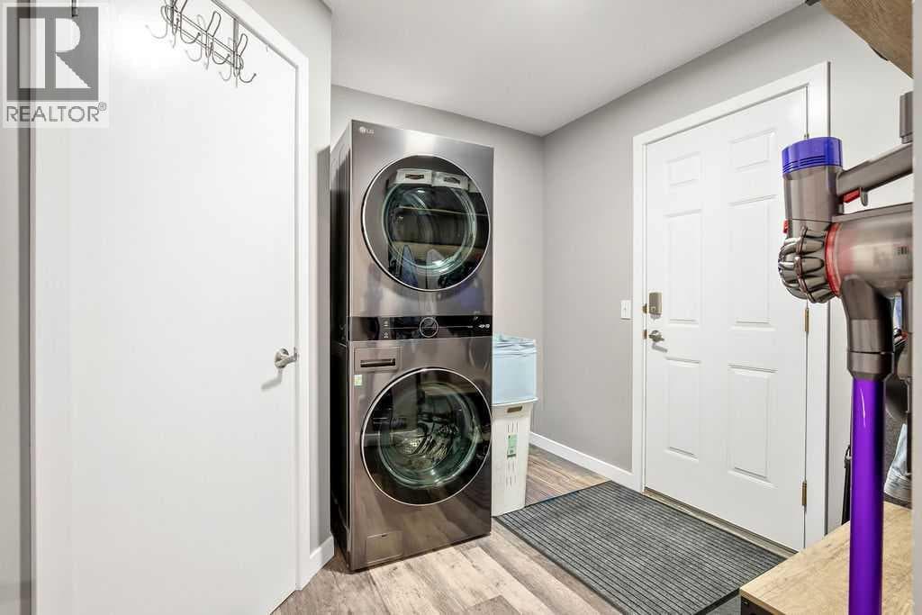 141 Somerset Circle SW — photo 5