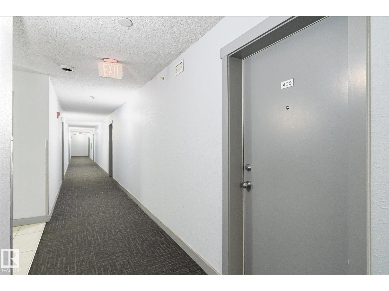 #409 11816 22 AV SW — photo 5