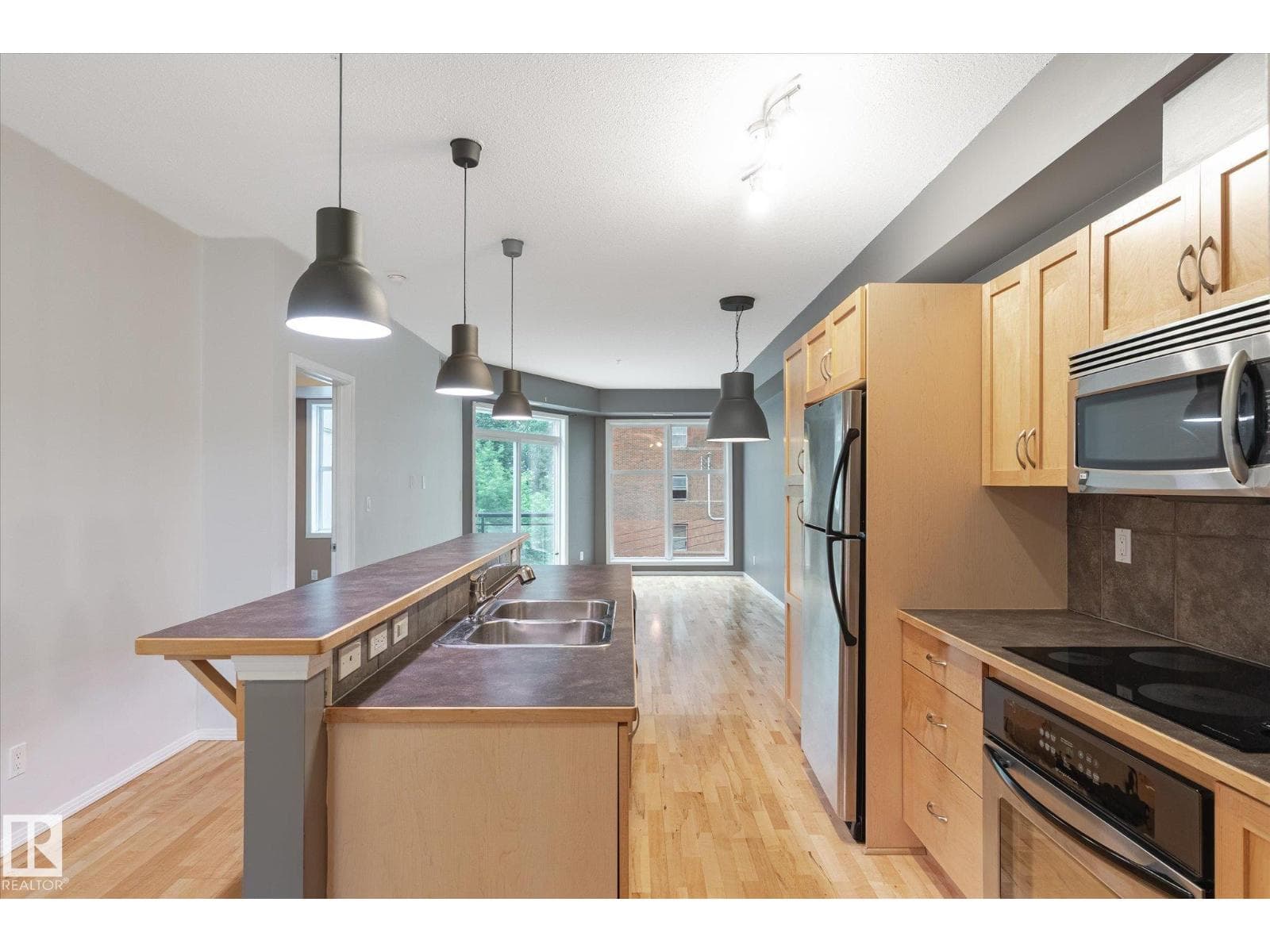 #511 10503 98 AV NW — photo 5