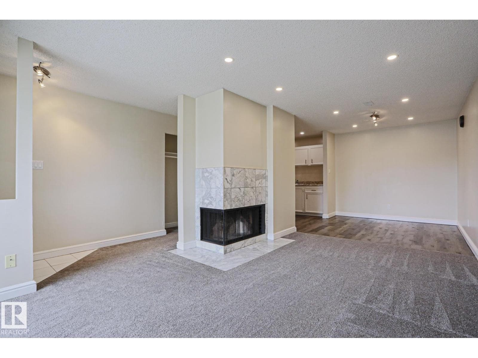 #86 2703 79 ST NW — photo 3
