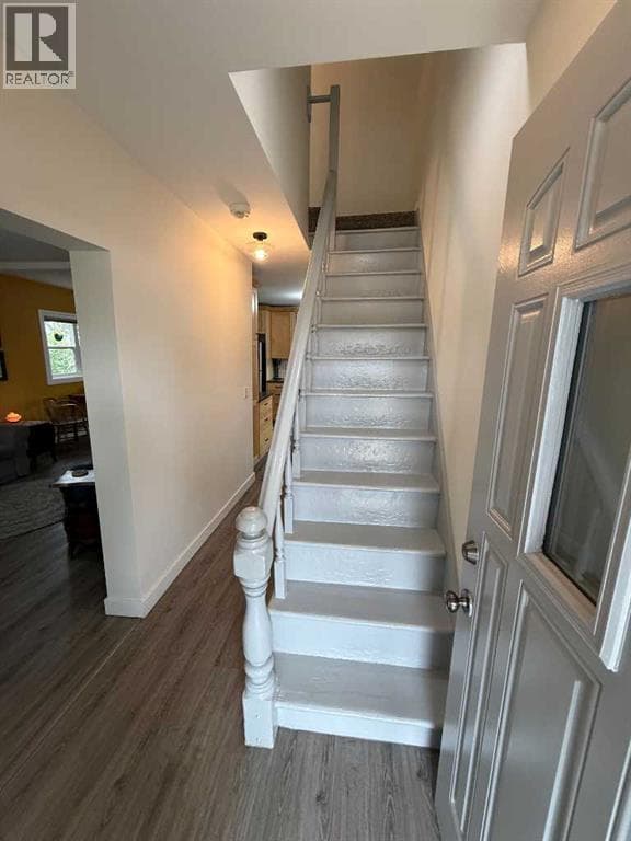 4920 51 Avenue — photo 3