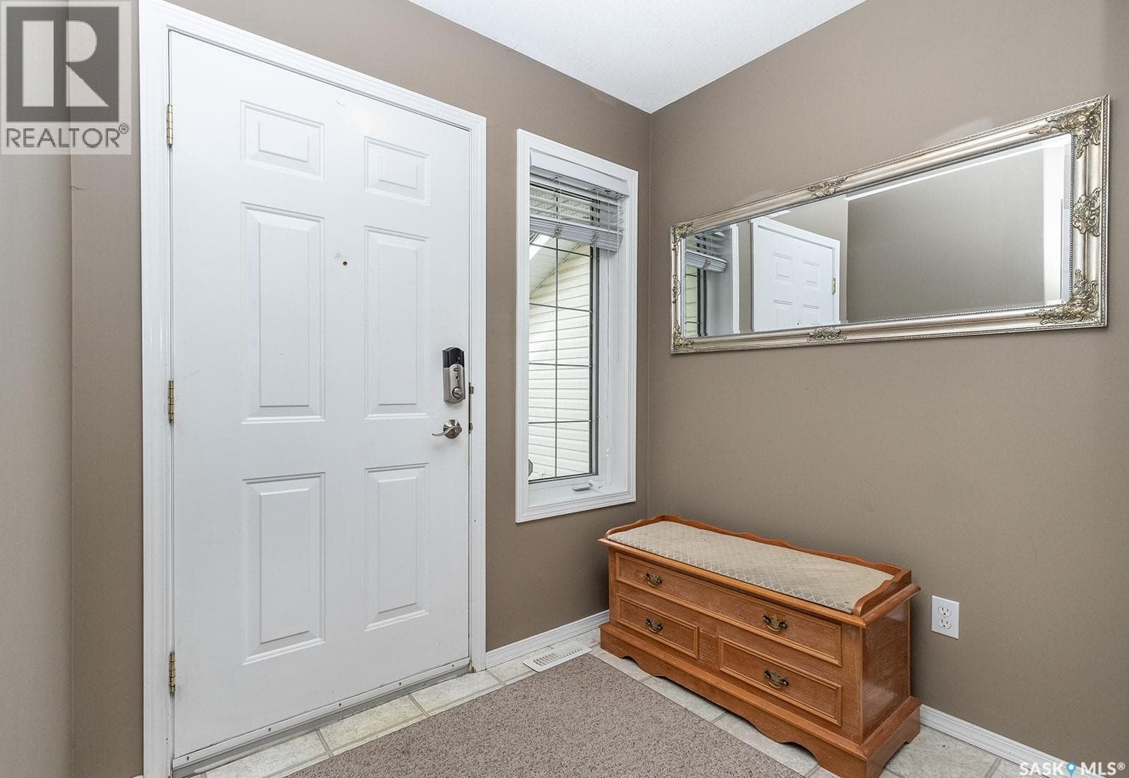 5 111 Fairbrother CRESCENT — photo 3
