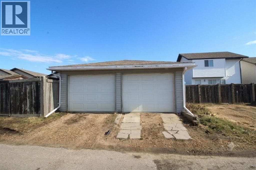 108 Pinnacle Boulevard — photo 2