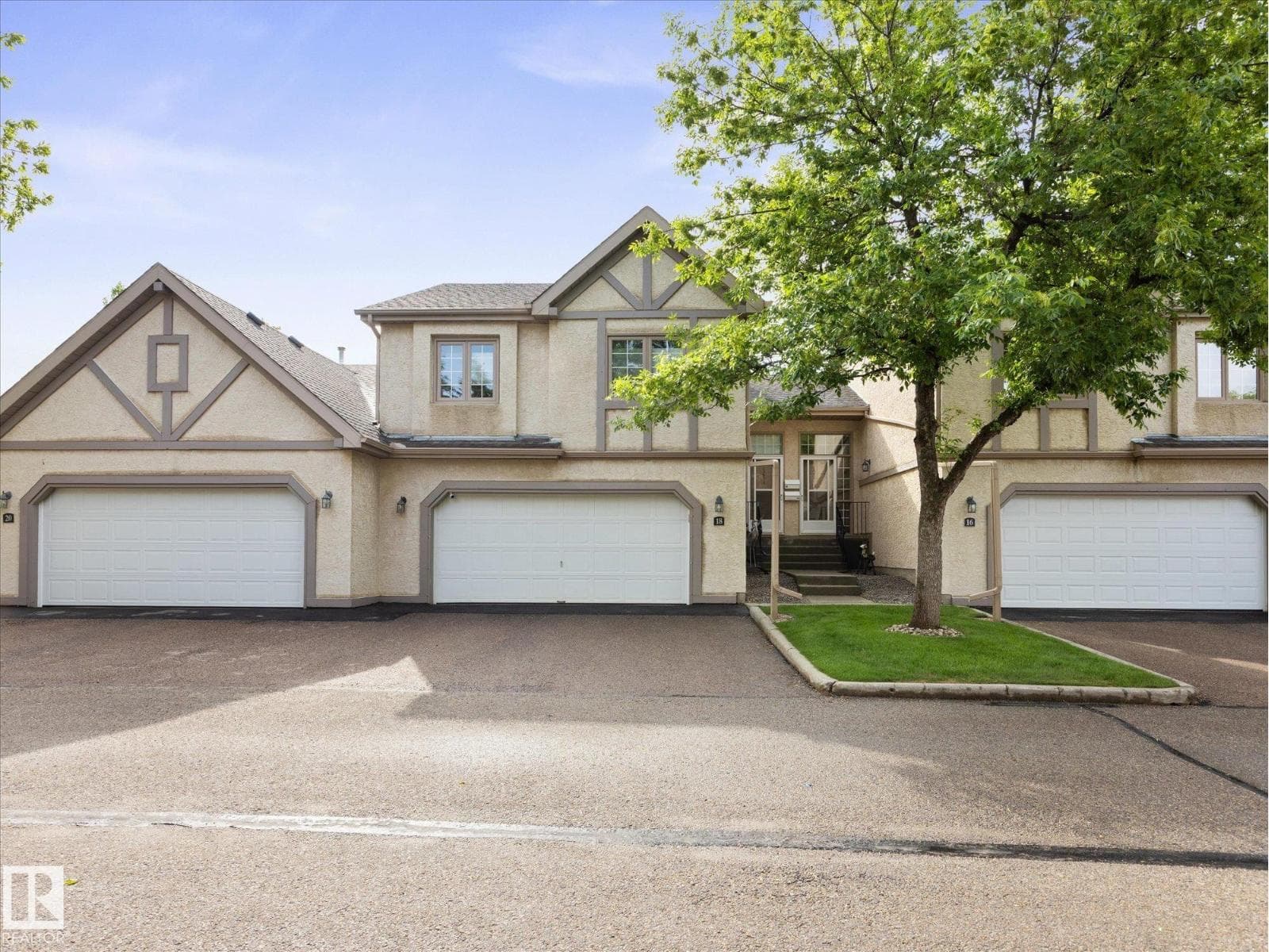 #18 57A ERIN RIDGE DR
