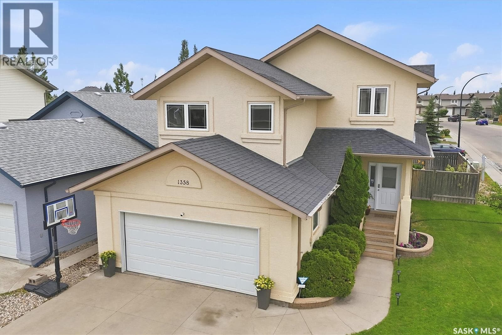 1358 Denham CRESCENT