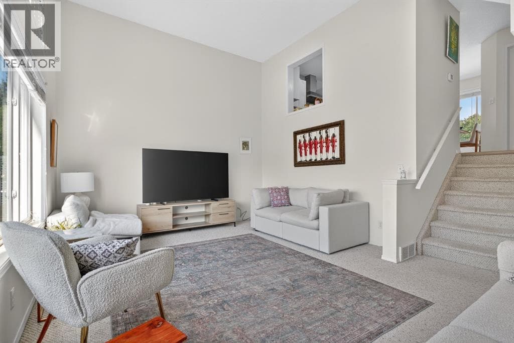 121 Rocky Ridge Court NW — photo 5