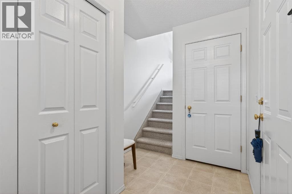 121 Rocky Ridge Court NW — photo 3