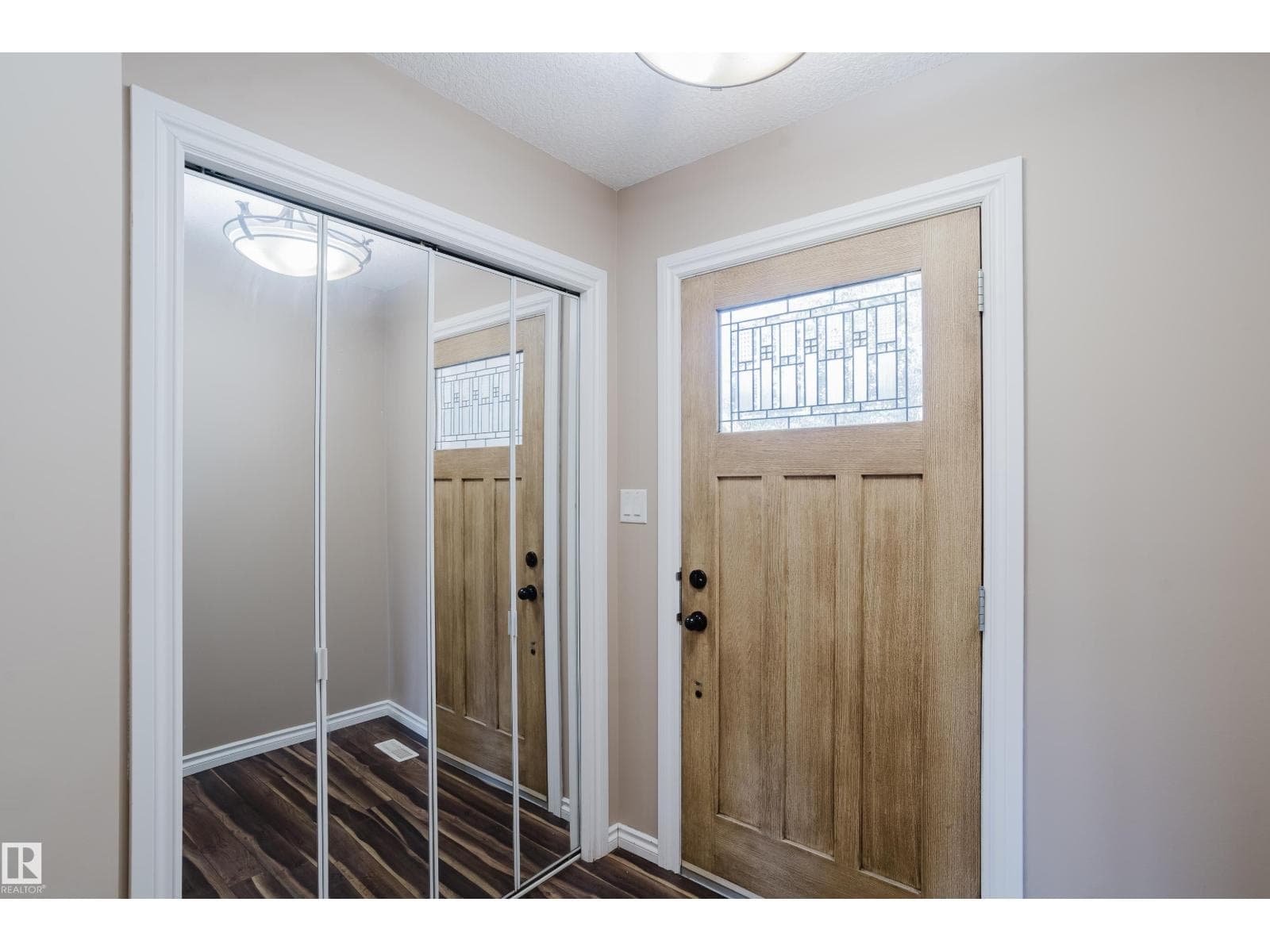 #106 5420 GRANT MACEWAN BV — photo 2