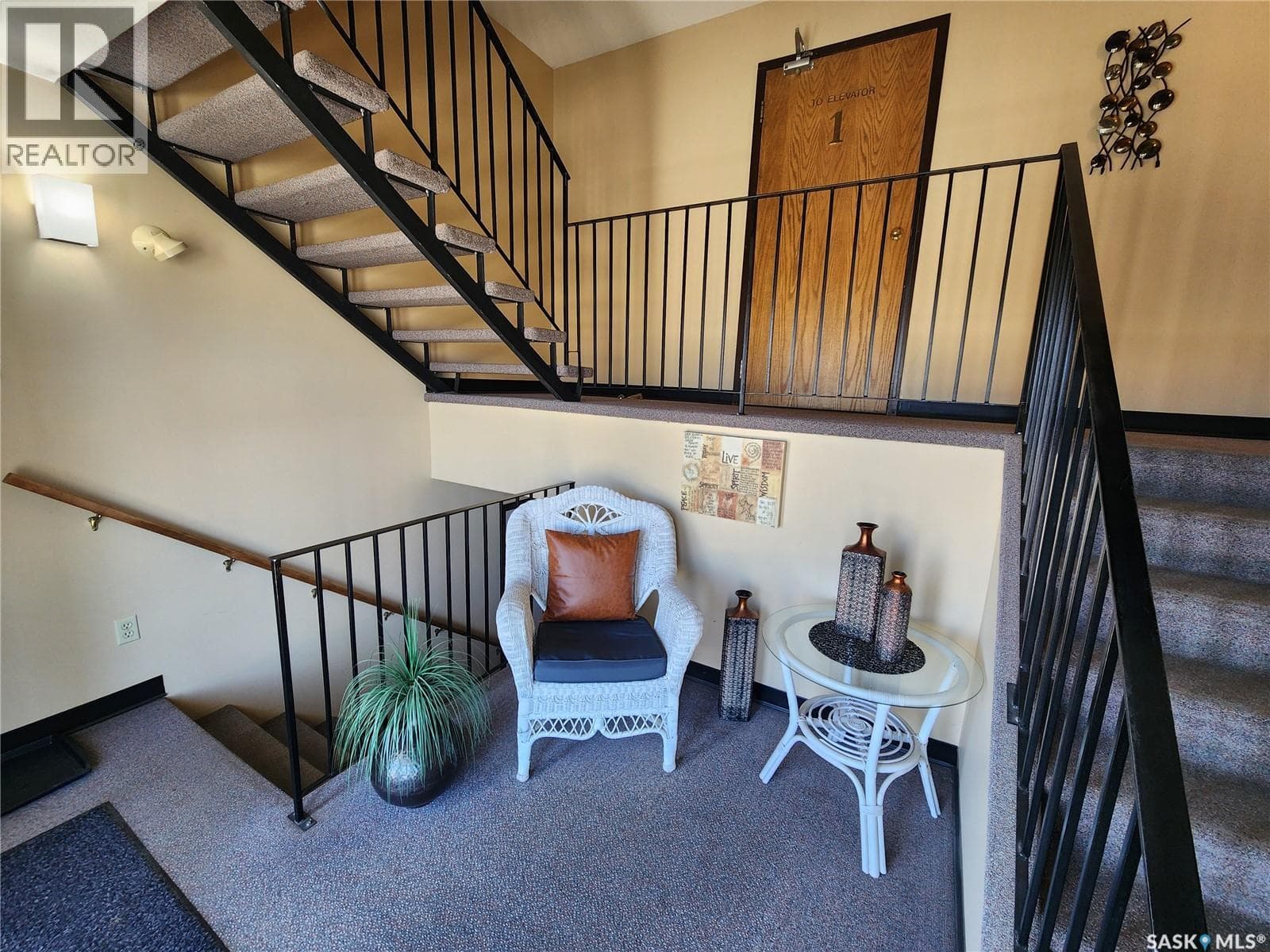 102 432 Heritage DRIVE — photo 3