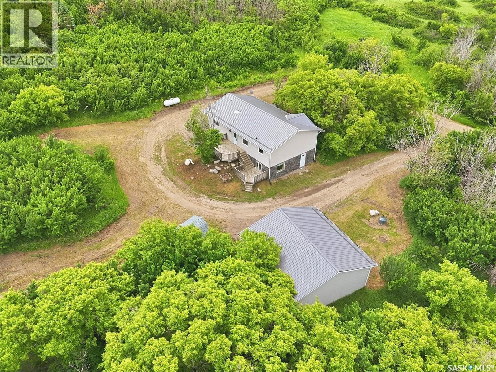 343 Ike Thiessen Road — photo 2