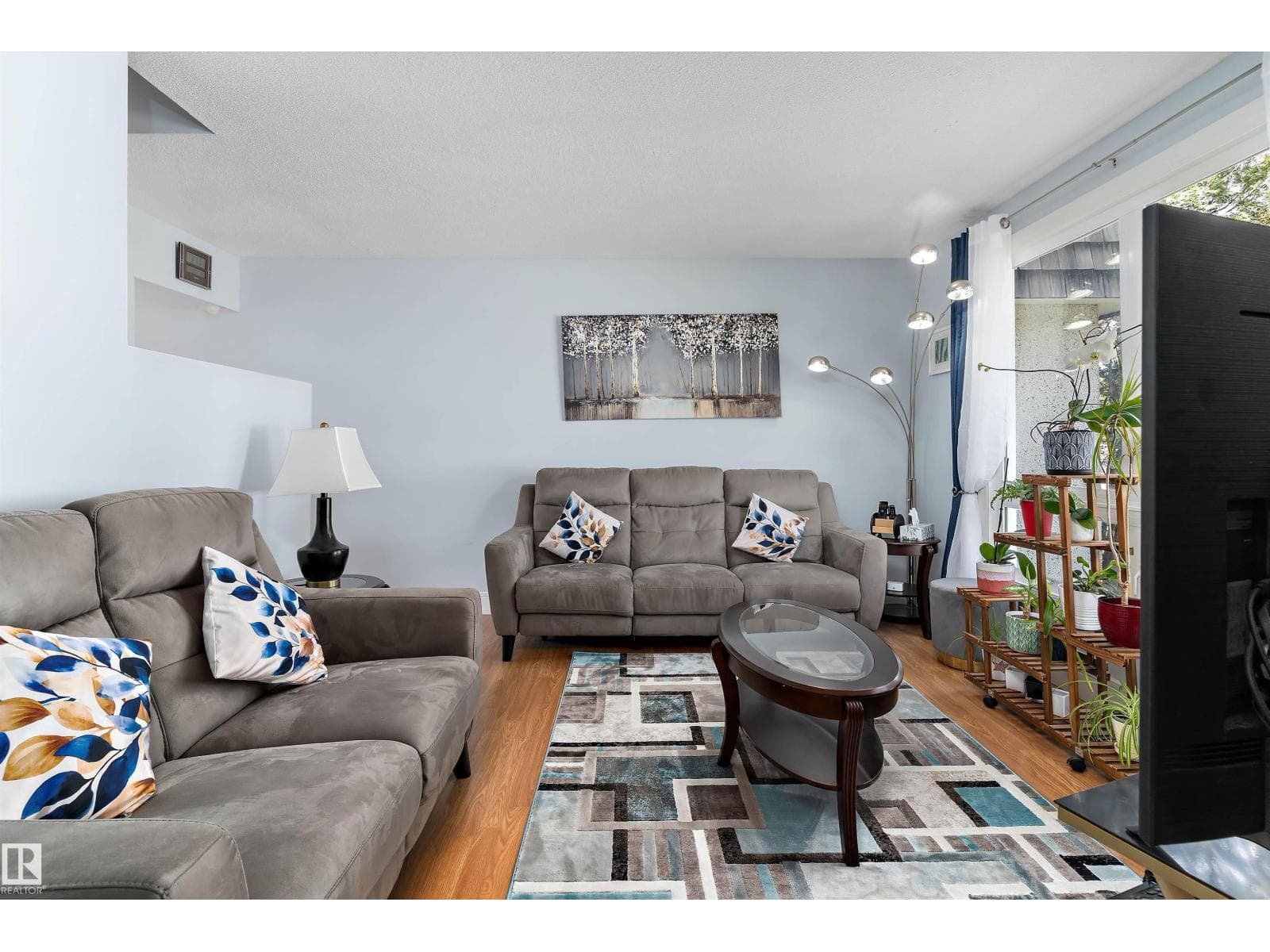 113 MAYFAIR MEWS ME NW — photo 5