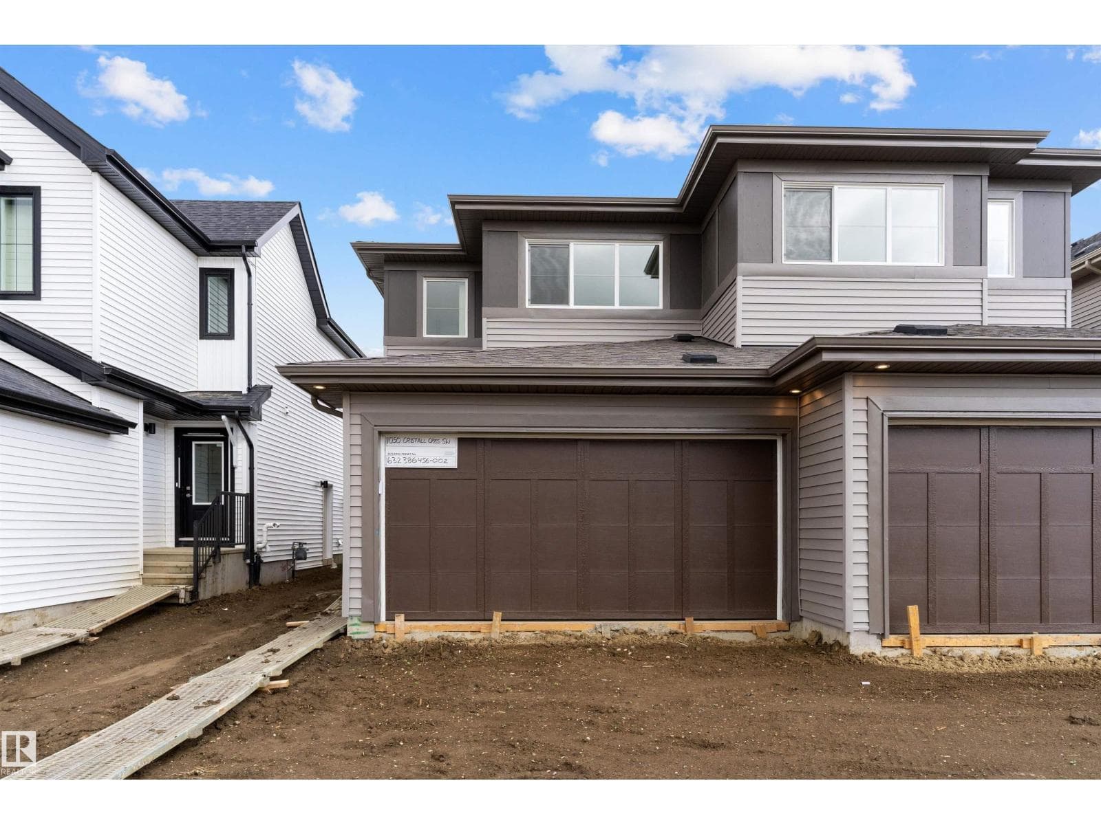 1050 CRISTALL CR SW