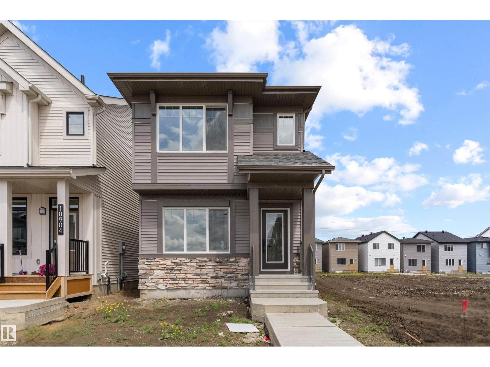 18844 28 AV NW