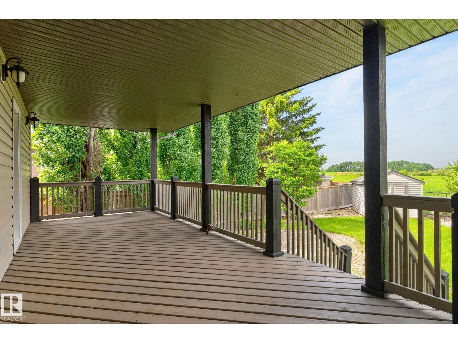 86 HERITAGE CR — photo 4