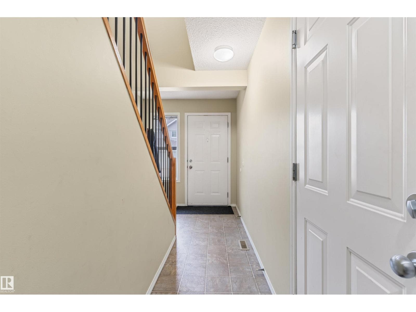 #90 230 EDWARDS DR SW — photo 3