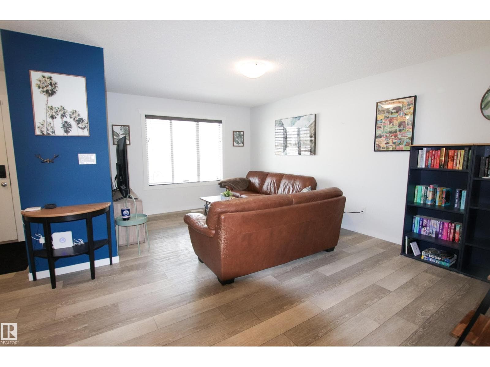2509 14 AV NW — photo 3
