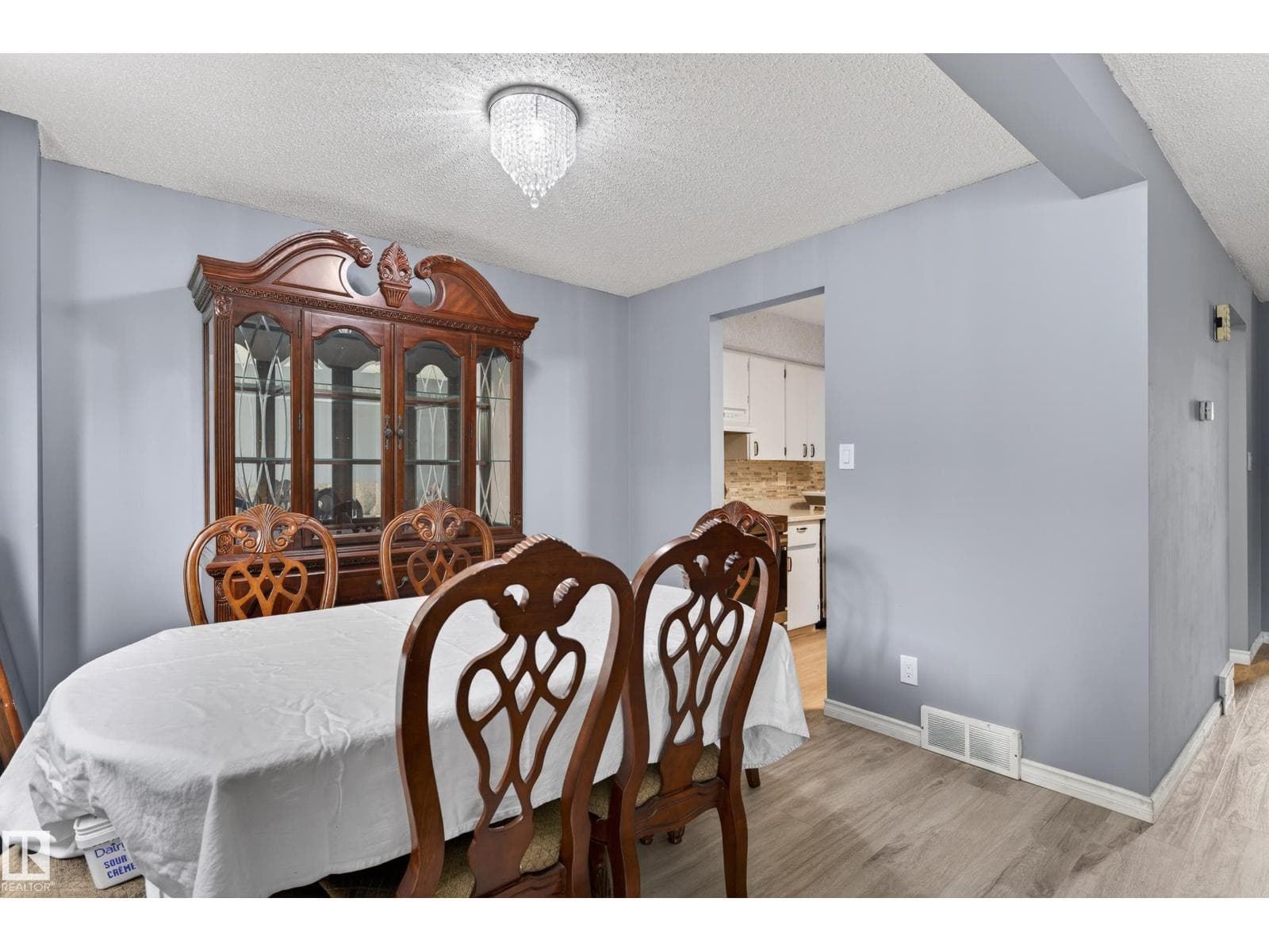 13445 40 ST NW NW — photo 5