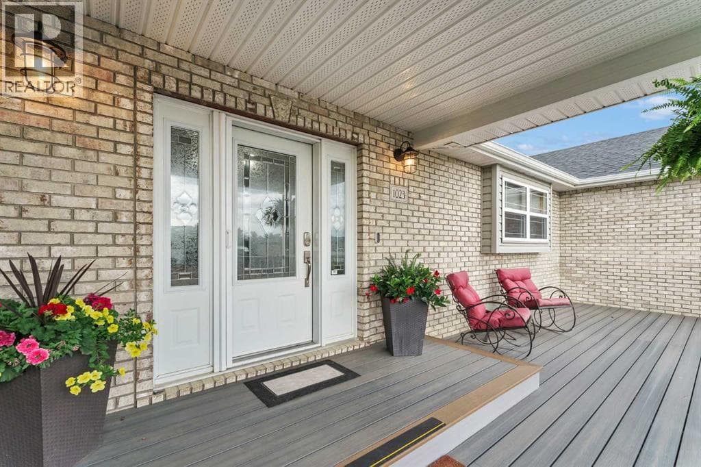 1032 Eagle Ridge Drive — photo 5