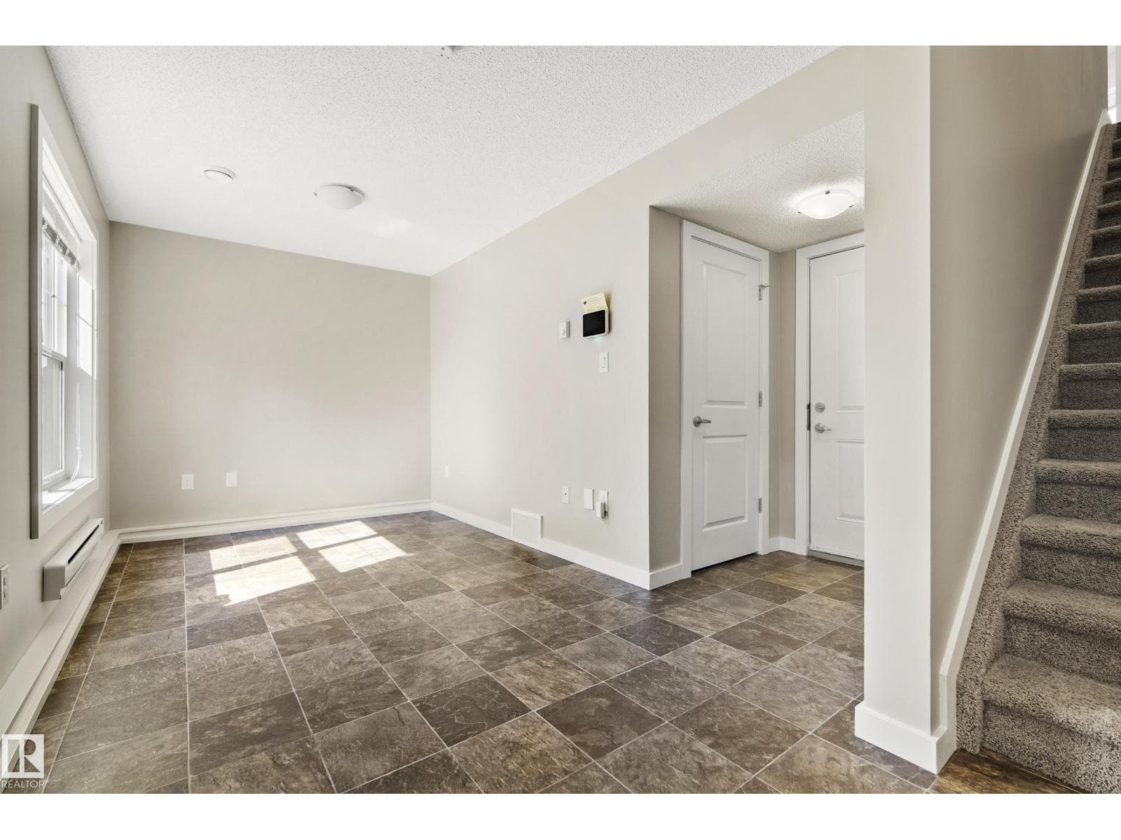 #82 2803 James Mowatt Trail SW — photo 5